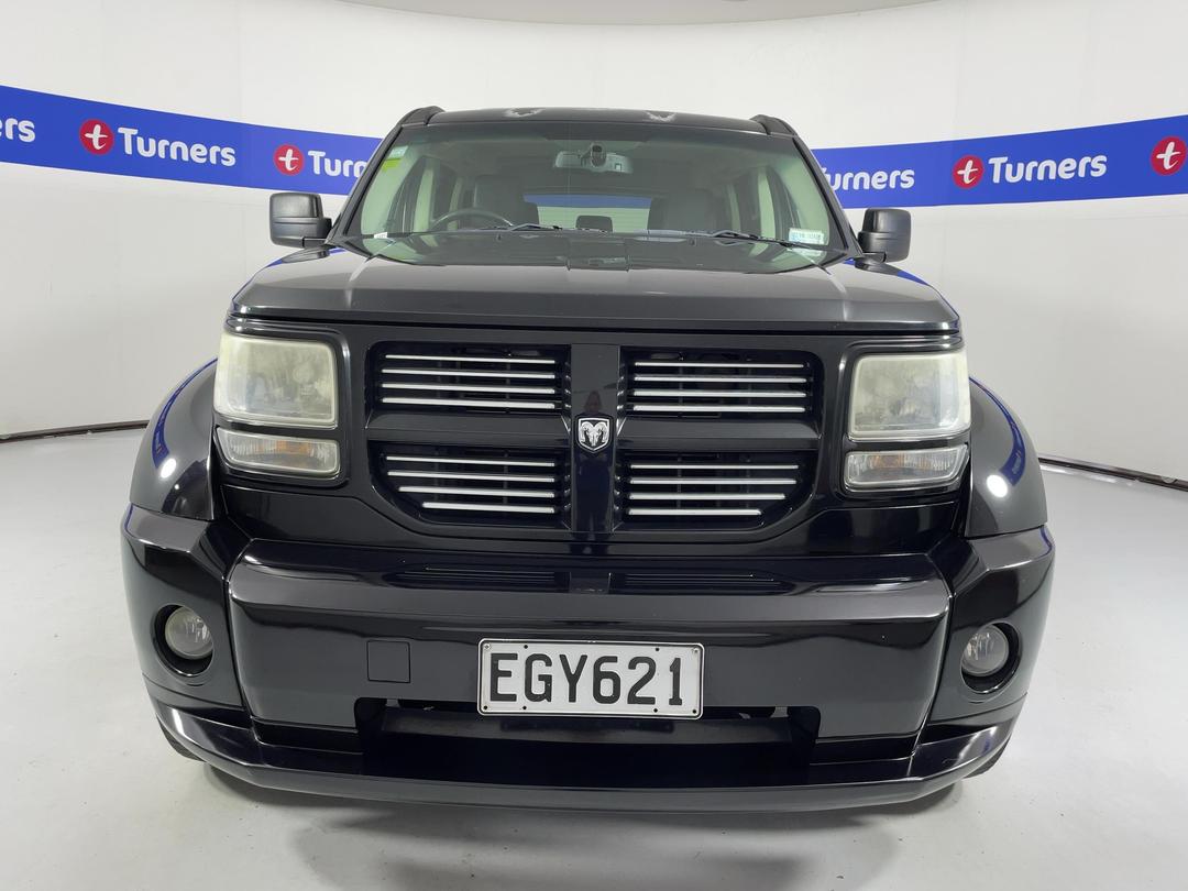Photo '2' of Dodge Nitro