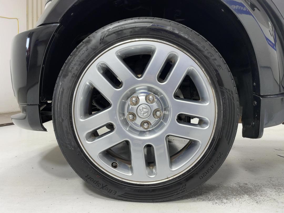 Photo '10' of Dodge Nitro