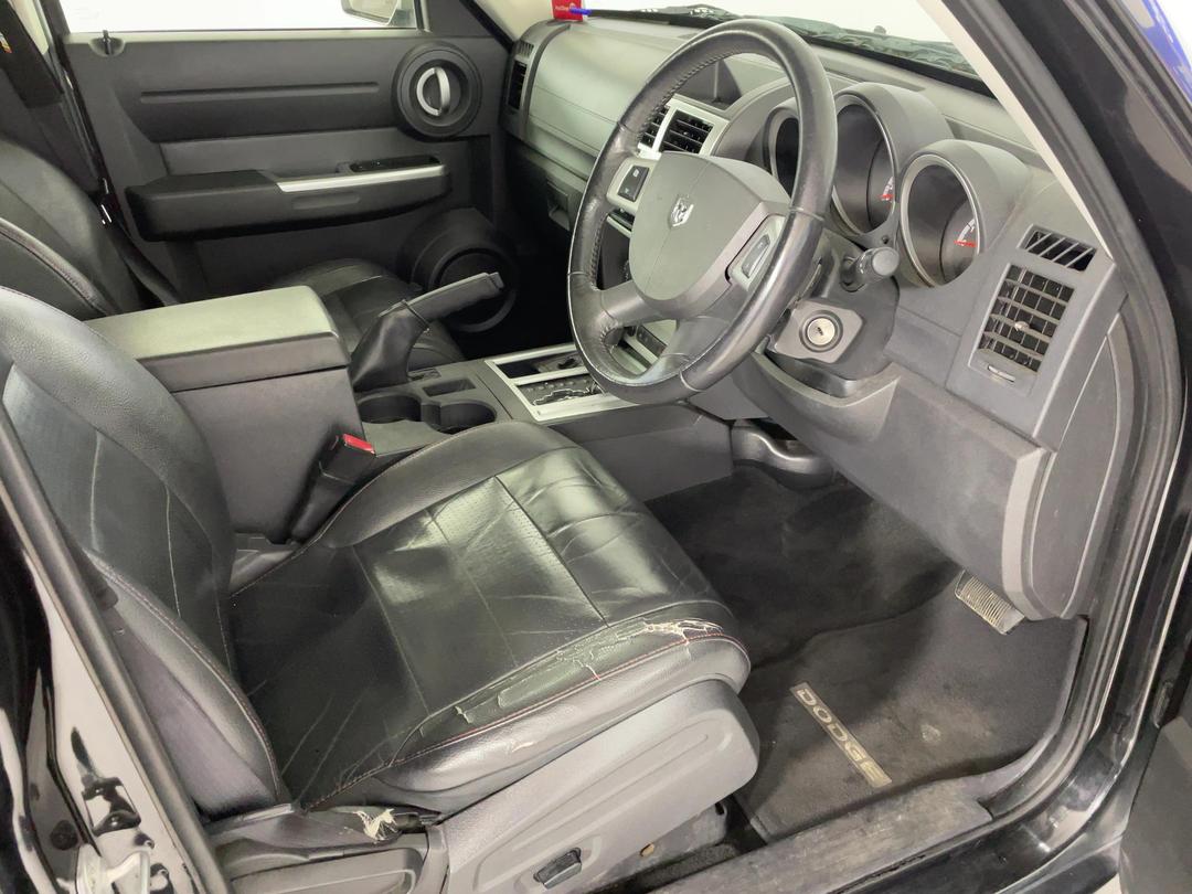 Photo '16' of Dodge Nitro