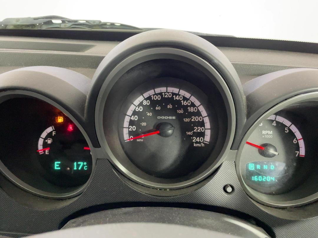 Photo '21' of Dodge Nitro