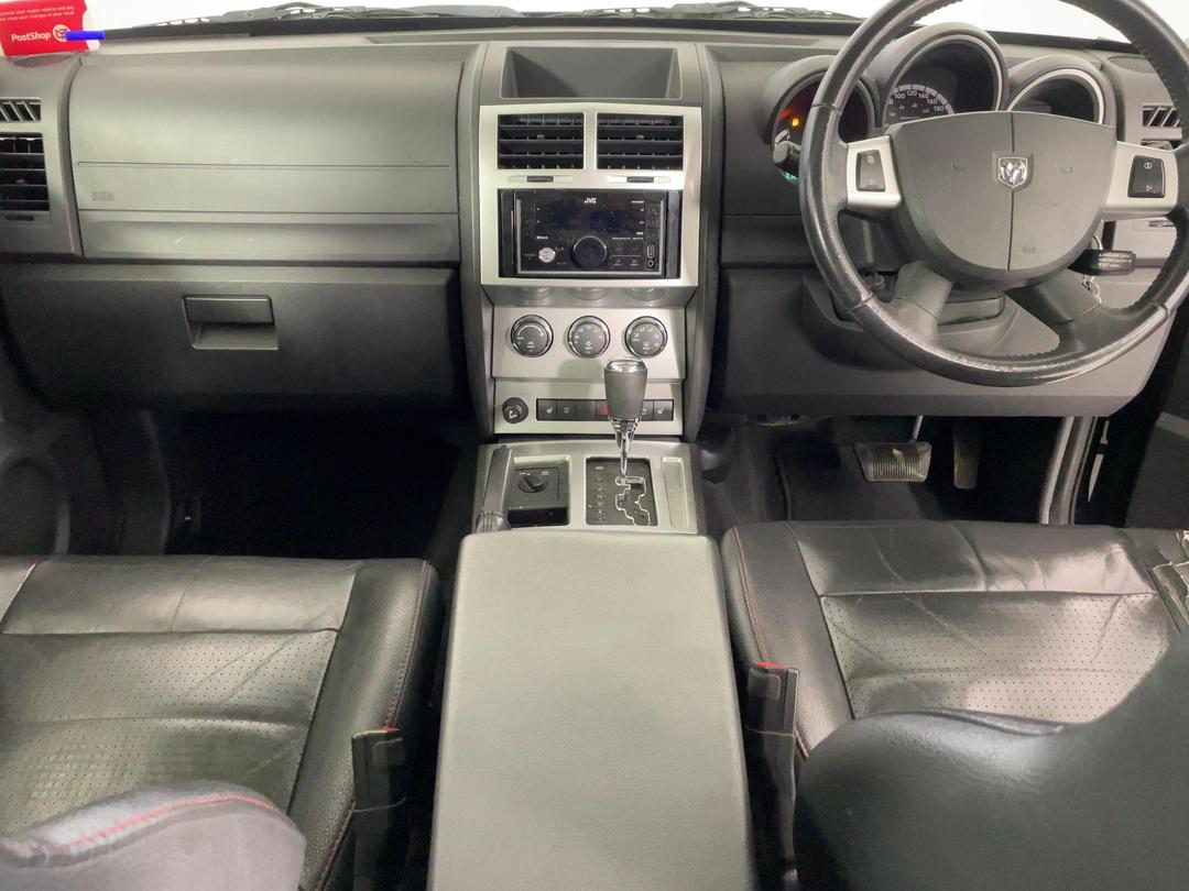 Photo '17' of Dodge Nitro