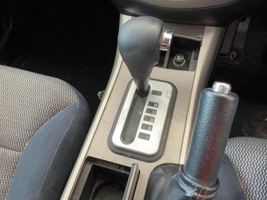 Photo '16' of Ford Escape