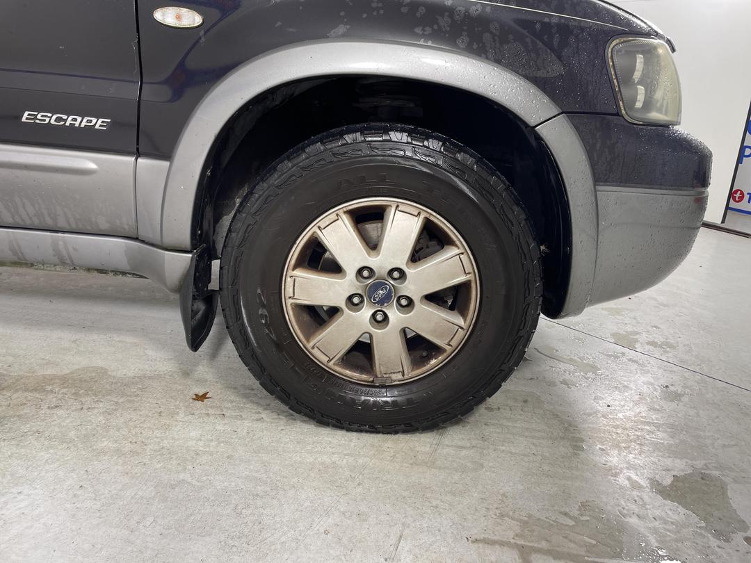 Photo '7' of Ford Escape XLT V6 Sport