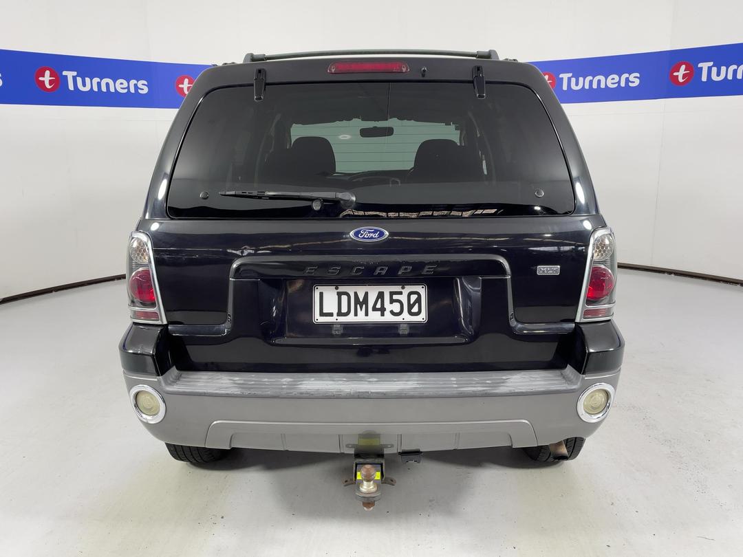 Photo '6' of Ford Escape