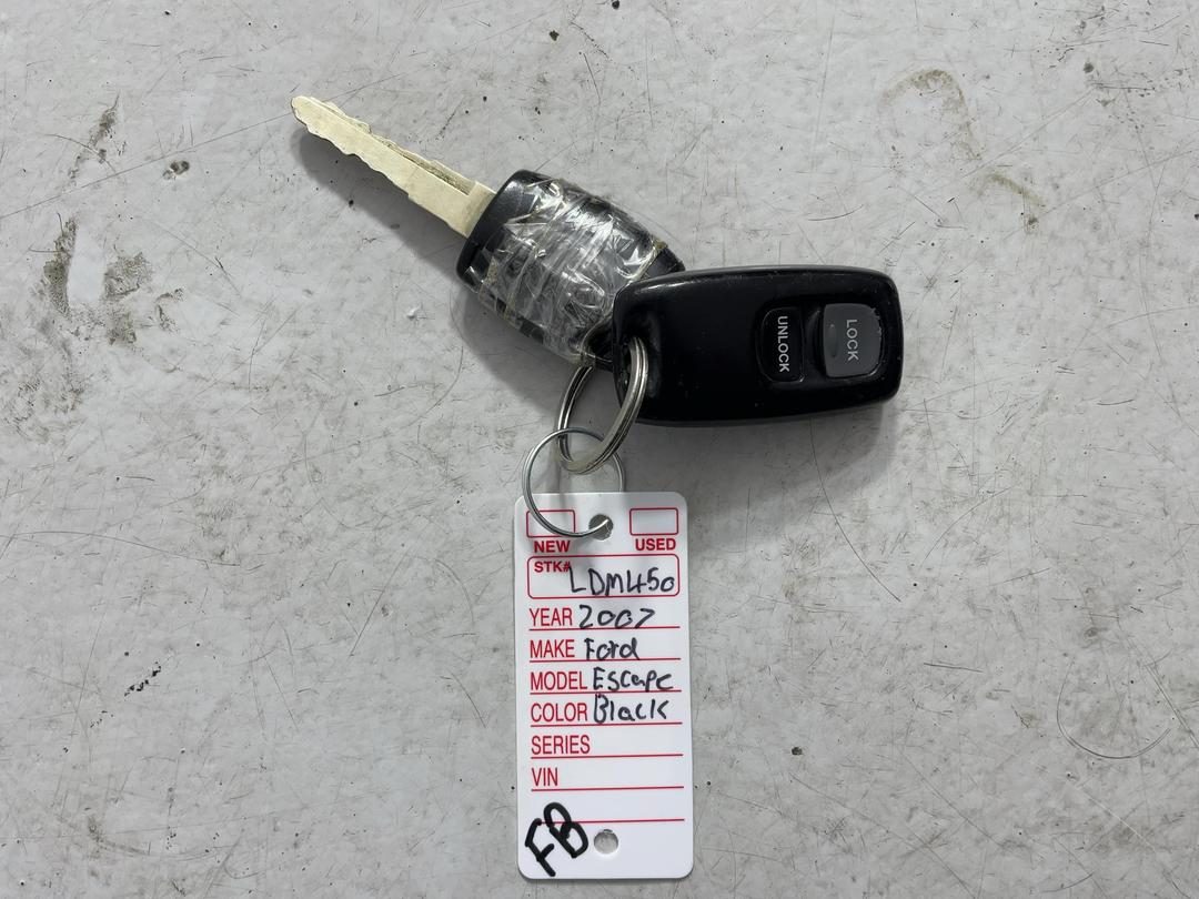 Photo '22' of Ford Escape