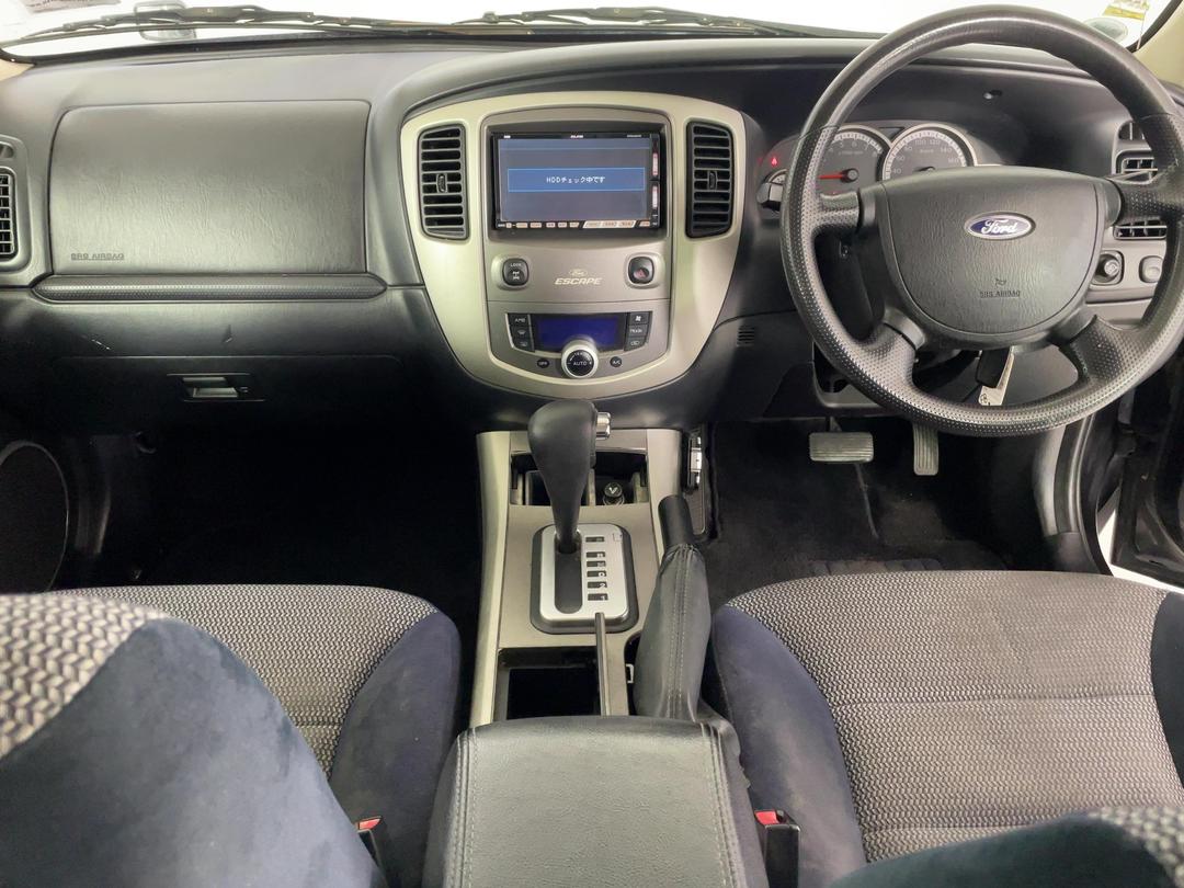 Photo '17' of Ford Escape
