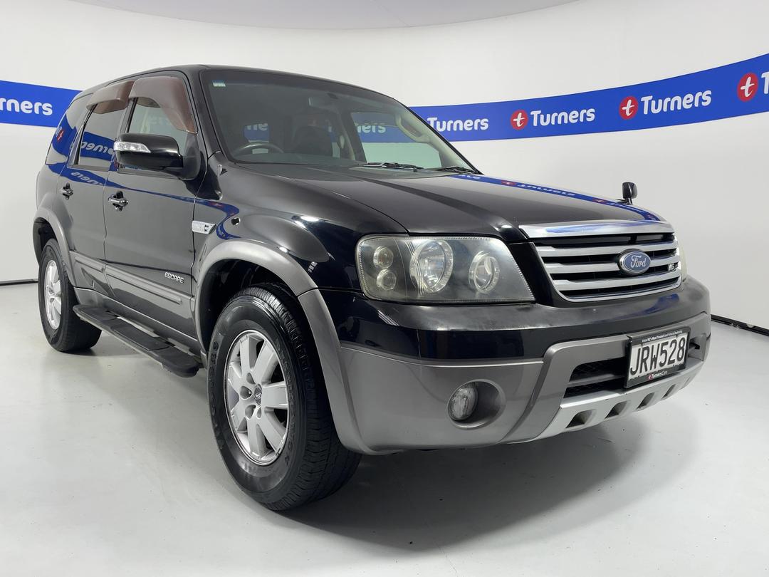 Photo '1' of Ford Escape