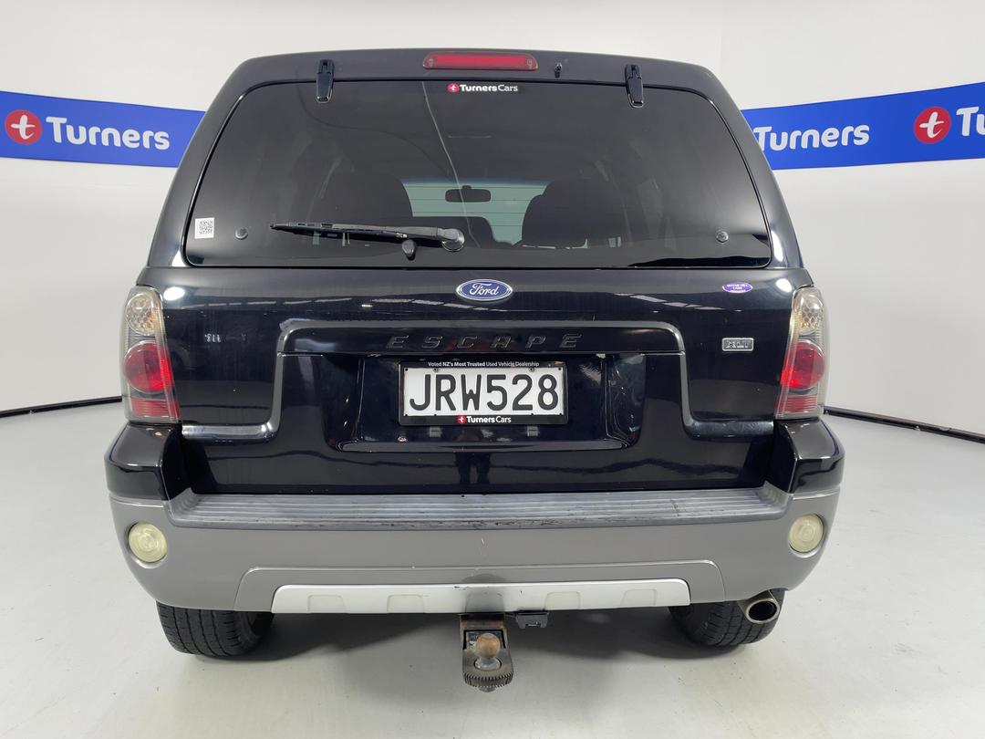 Photo '6' of Ford Escape