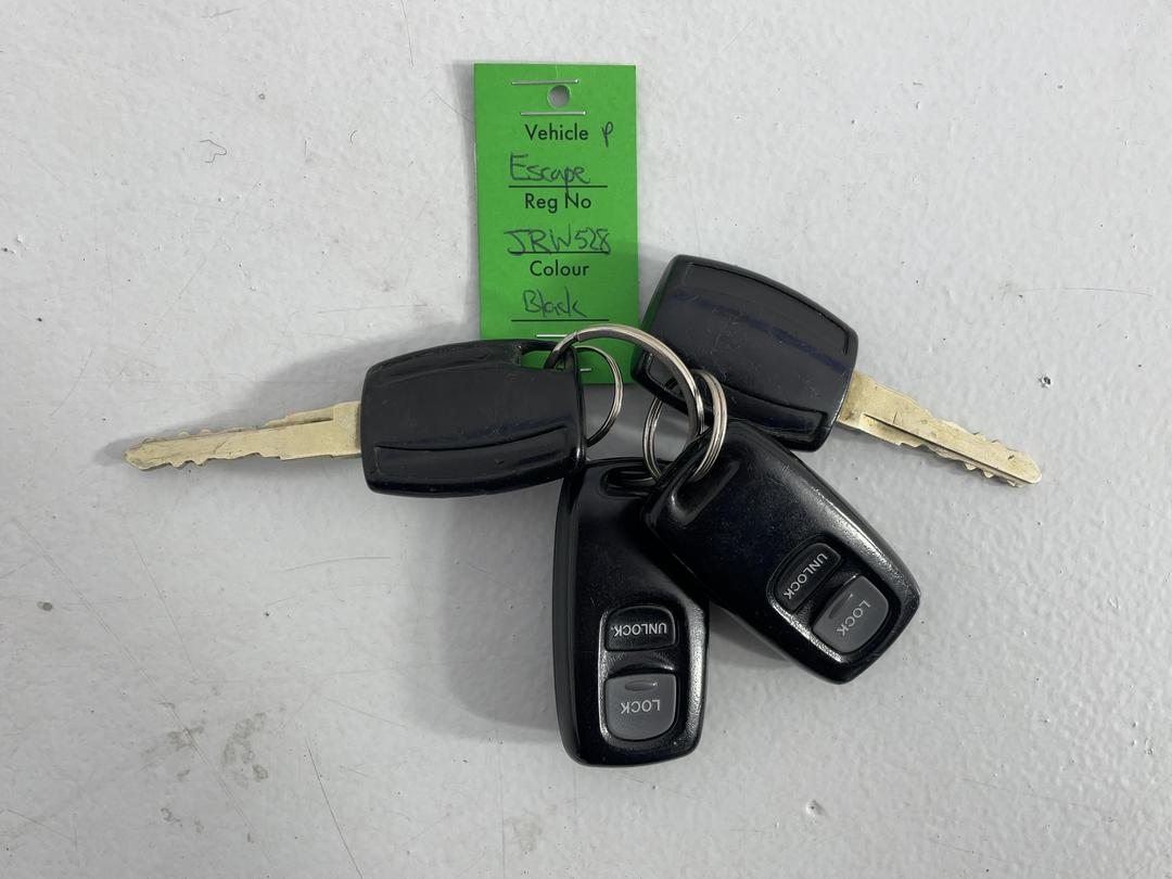 Photo '22' of Ford Escape