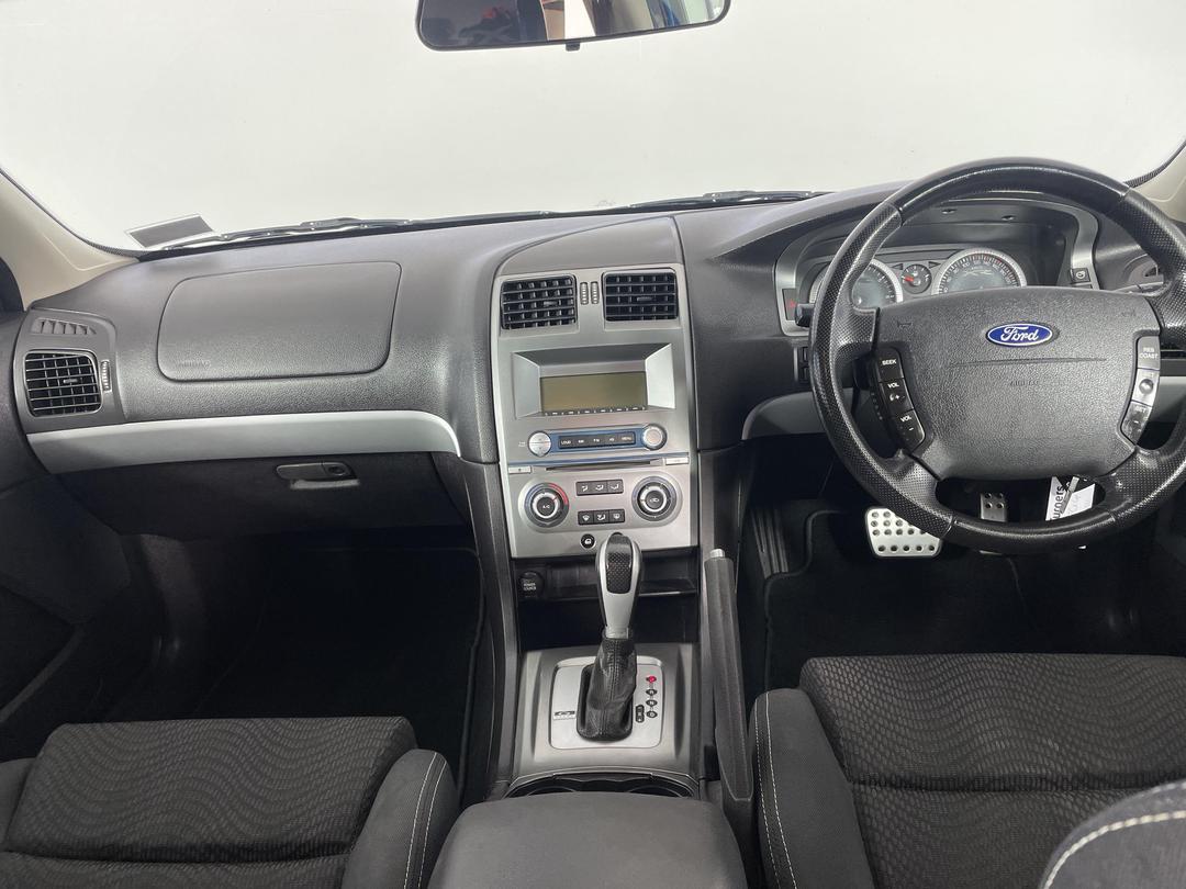 Photo '17' of Ford Falcon