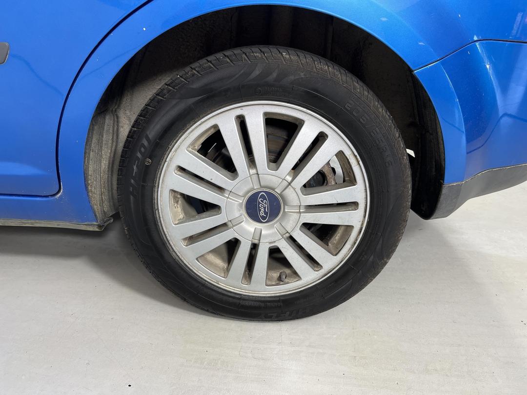 Photo '11' of Ford Focus