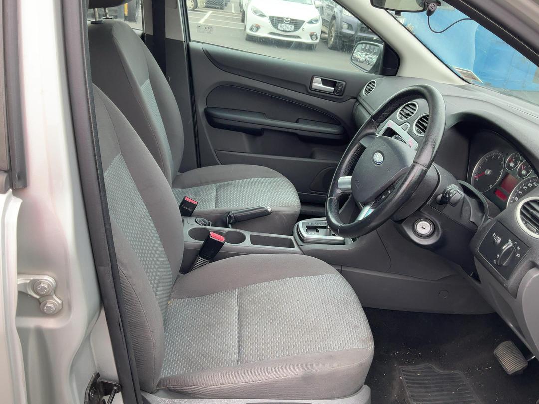 Photo '13' of Ford Focus