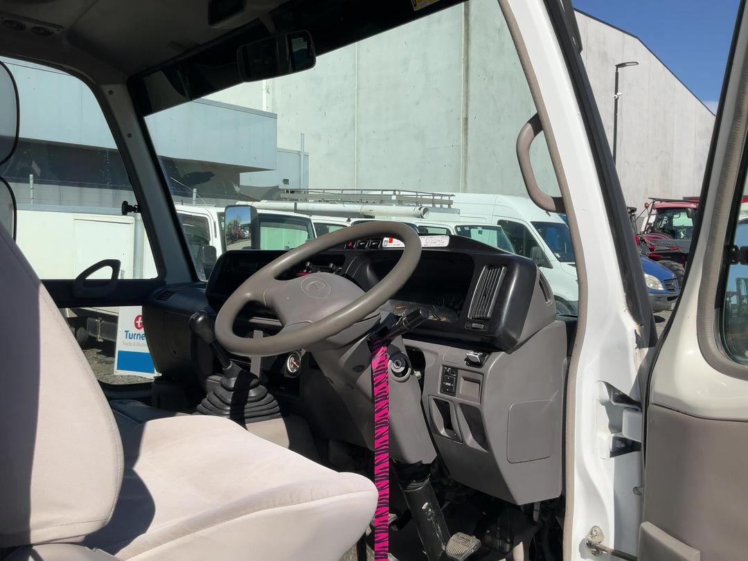 Photo '9' of HINO LIESSE XZB50 Coach Photo '9' of HINO LIESSE XZB50 Coach