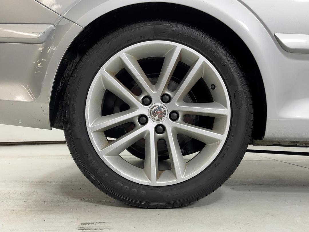 Photo '12' of Holden Astra