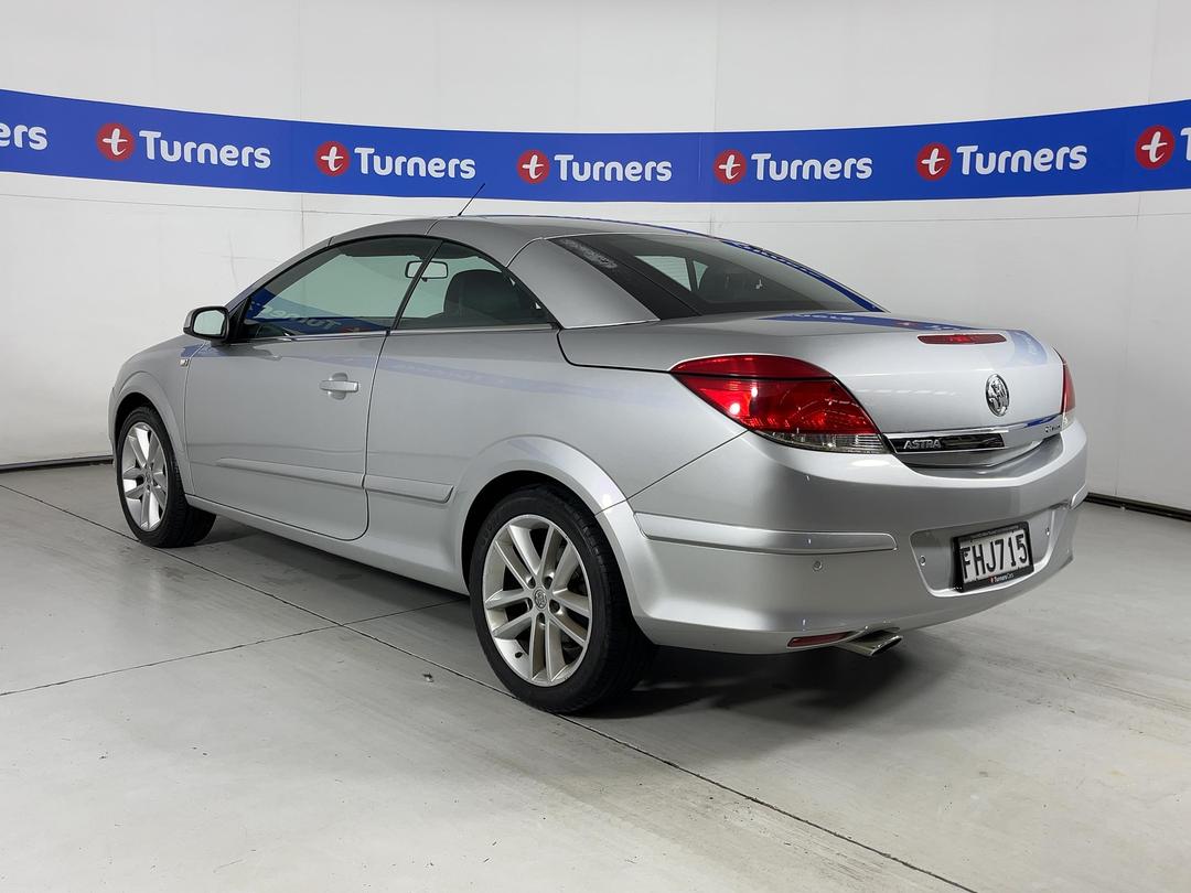 Photo '5' of Holden Astra