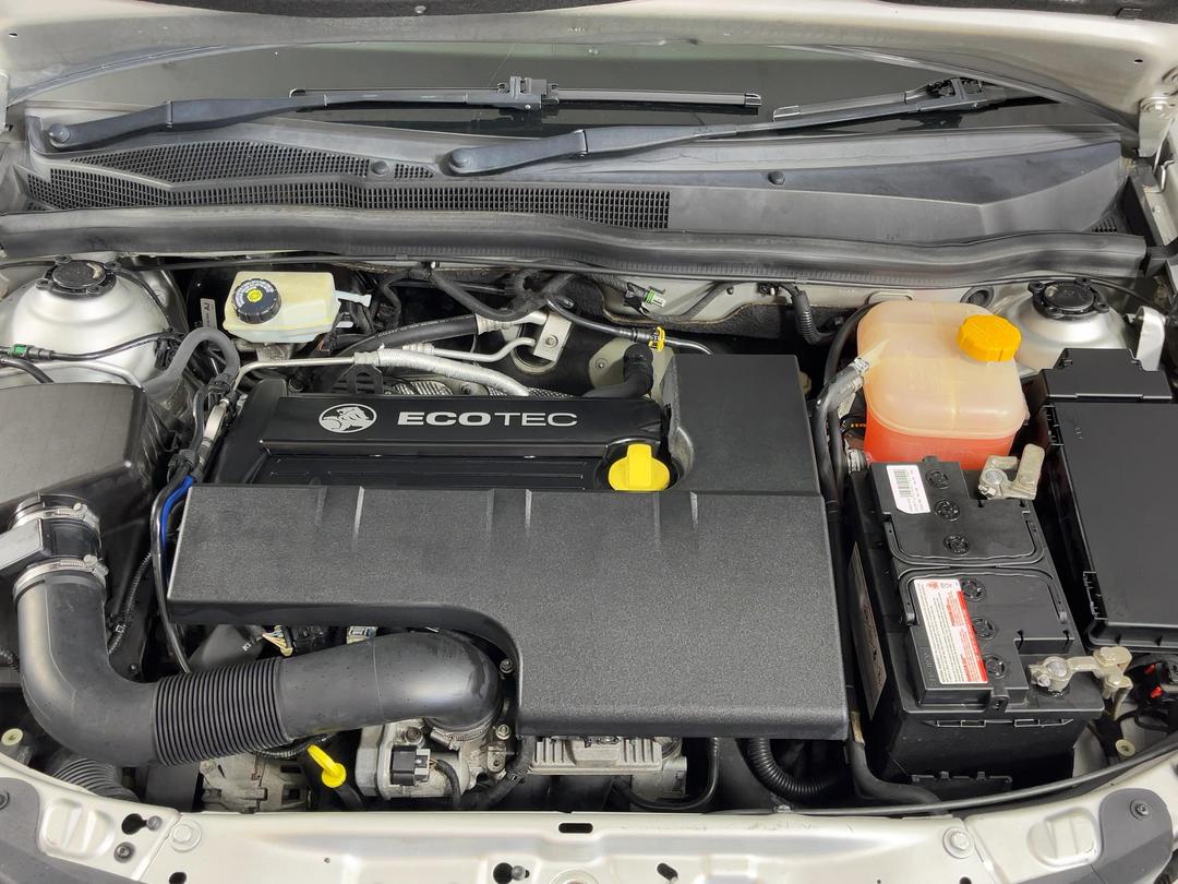 Photo '13' of Holden Astra