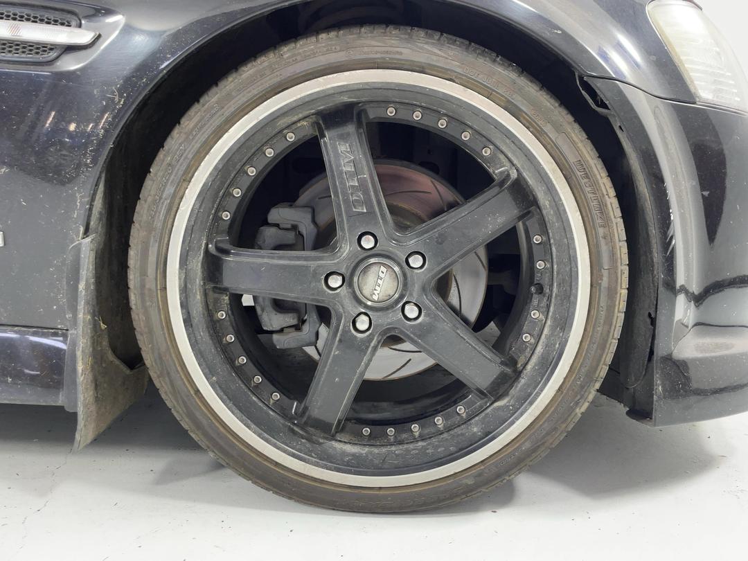 Photo '9' of Holden Commodore