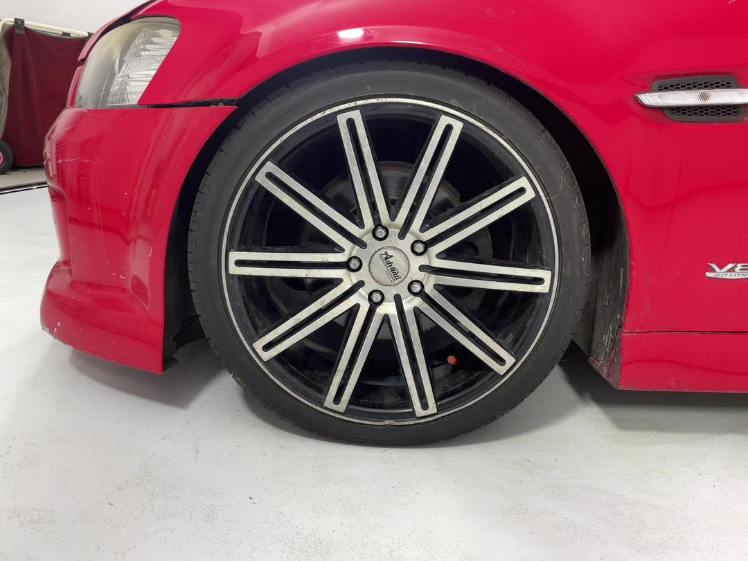 Photo '10' of Holden Commodore