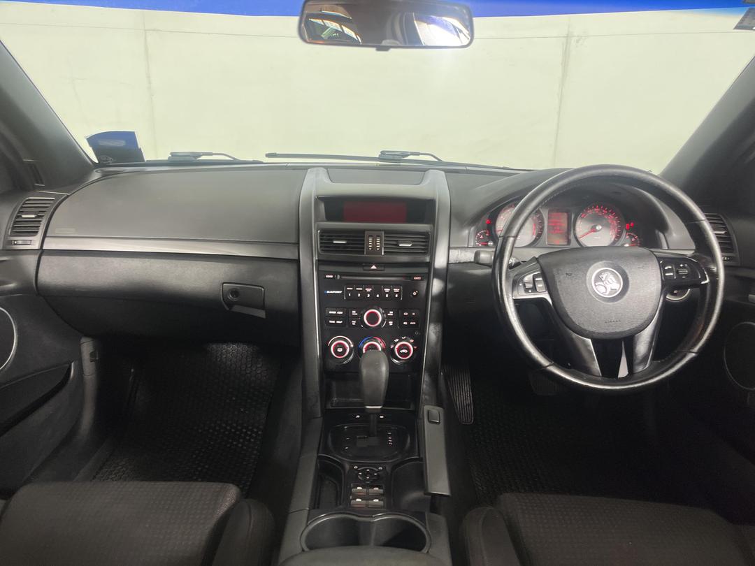 Photo '17' of Holden Commodore