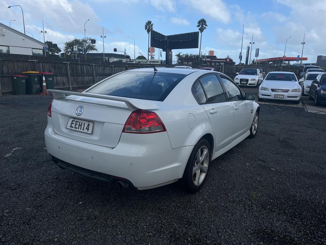 Photo '6' of Holden Commodore SV6