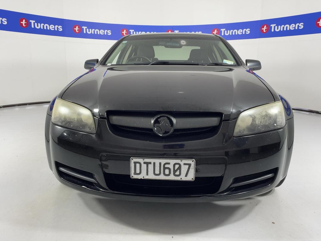 Photo '2' of Holden Commodore