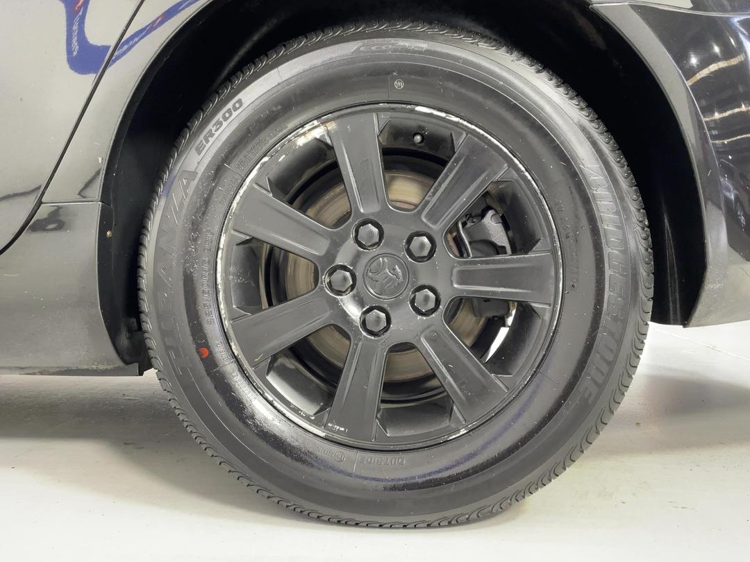 Photo '11' of Holden Commodore
