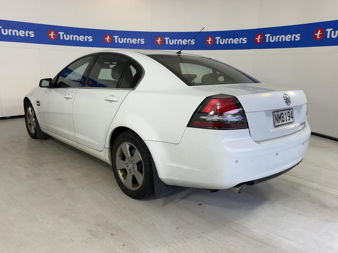Photo '7' of Holden Commodore Calais V6 Photo '7' of Holden Commodore Calais V6