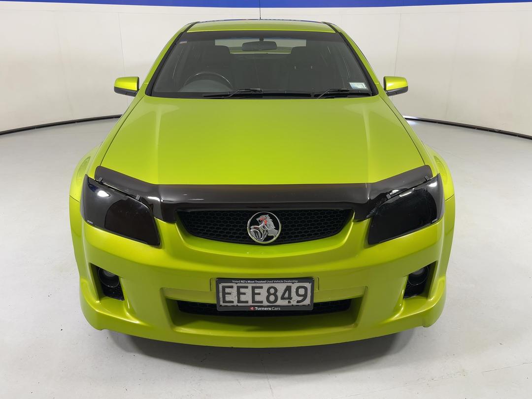 Photo '2' of Holden Commodore