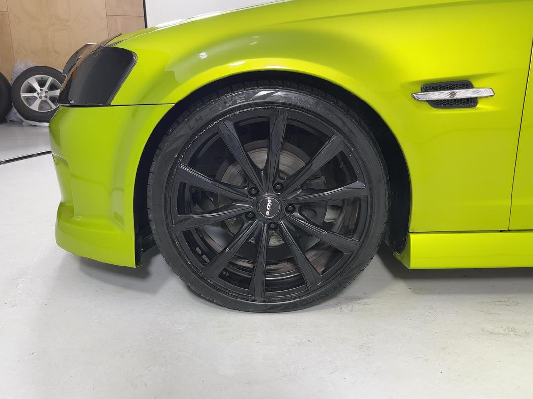 Photo '10' of Holden Commodore