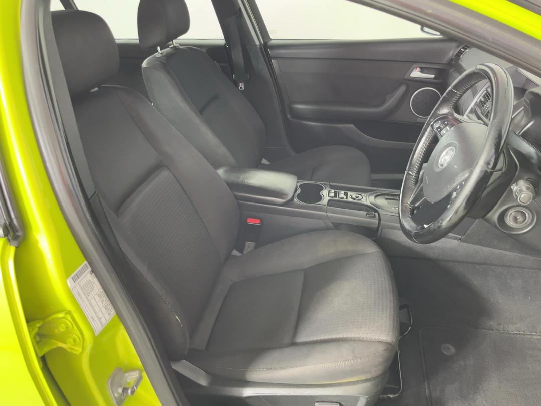 Photo '16' of Holden Commodore