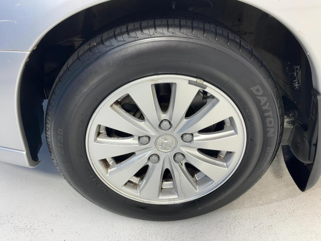 Photo '10' of Holden Commodore