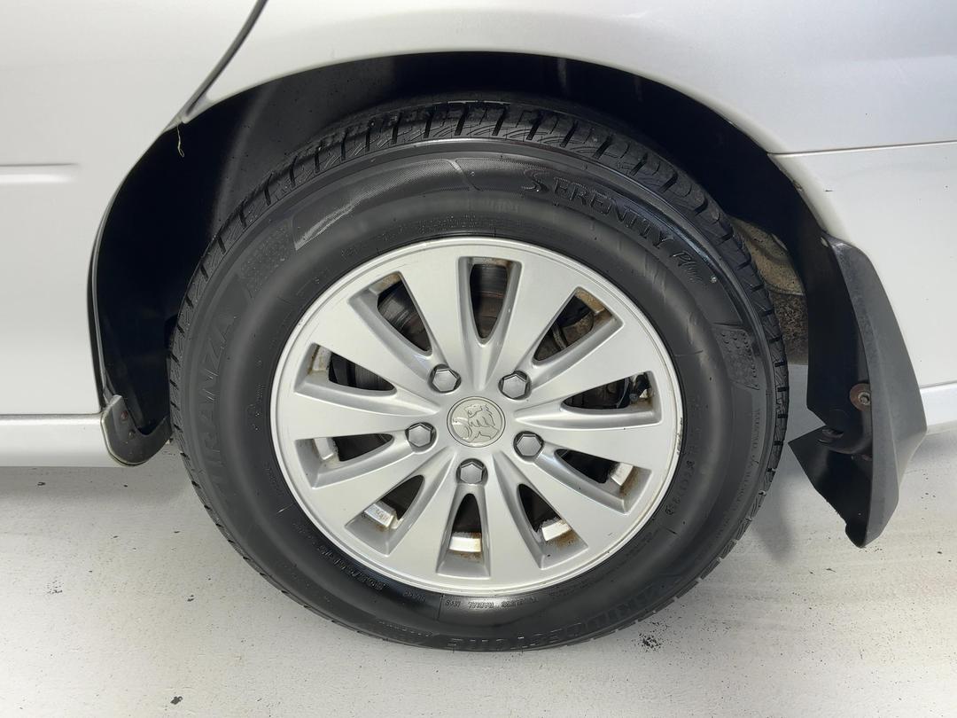 Photo '11' of Holden Commodore