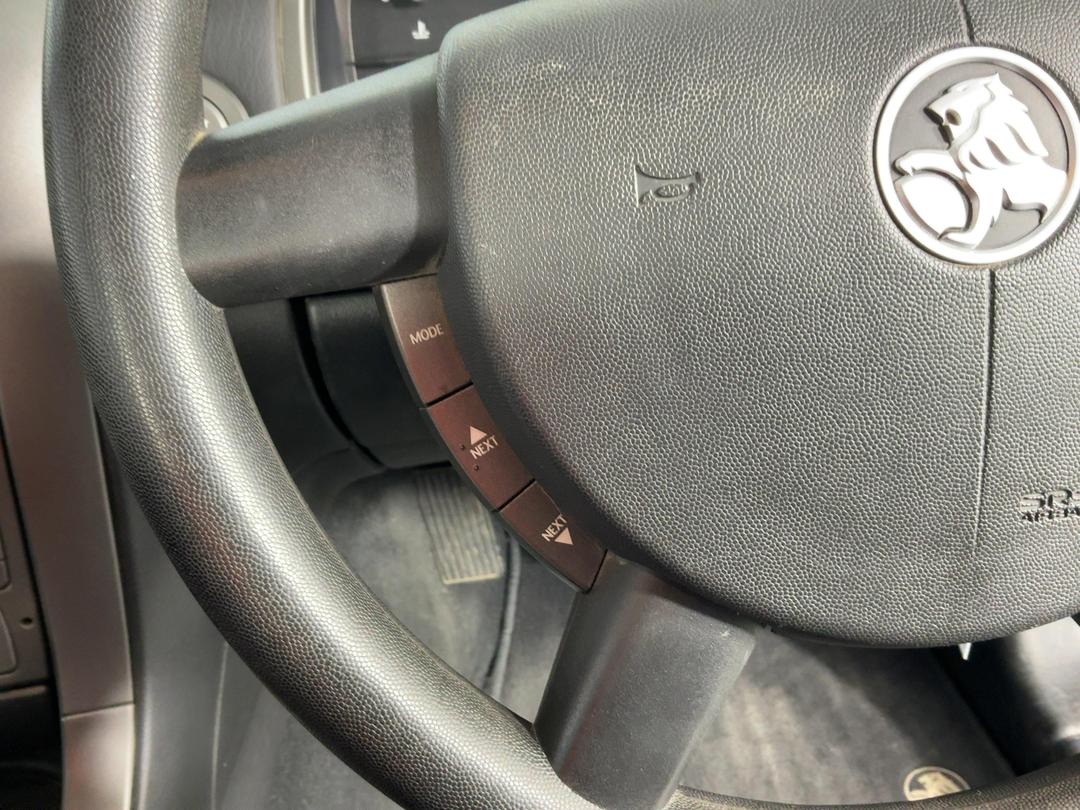Photo '23' of Holden Commodore