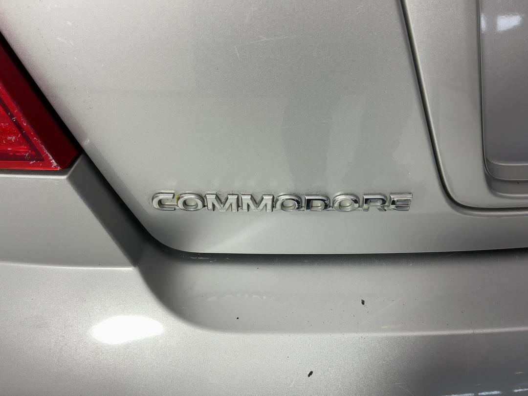 Photo '28' of Holden Commodore