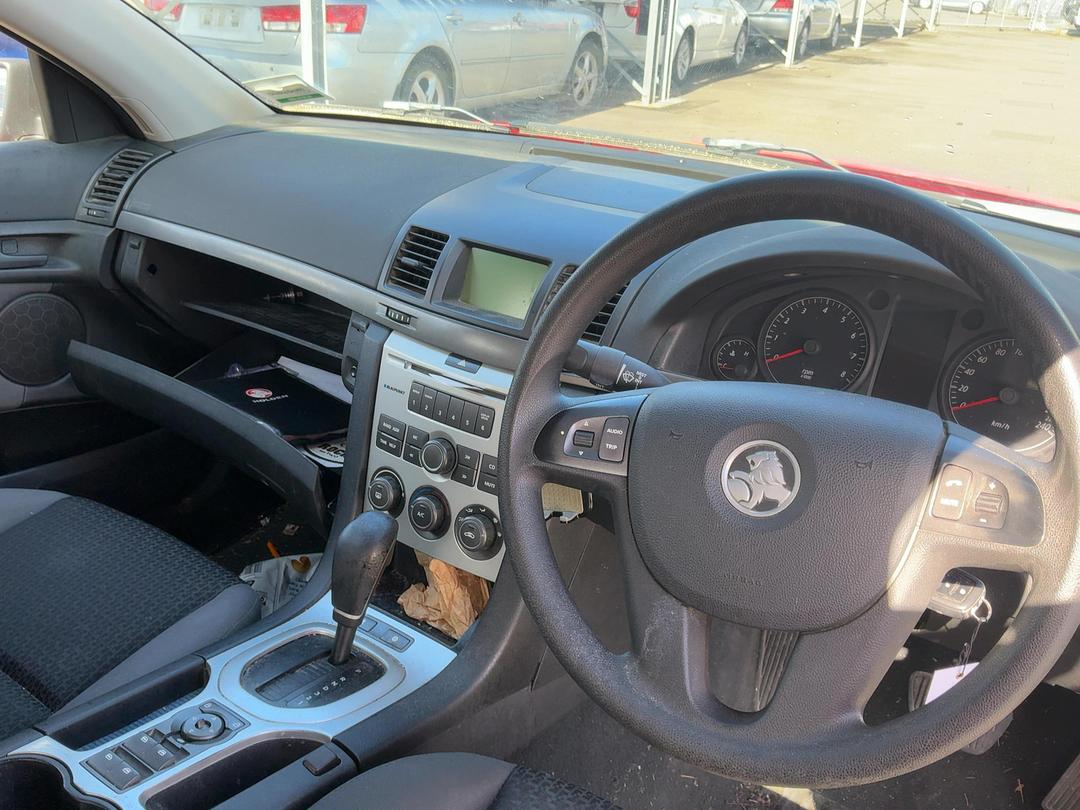Photo '15' of Holden Commodore Omega Photo '15' of Holden Commodore Omega
