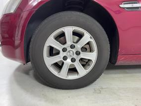 Photo '10' of Holden Commodore