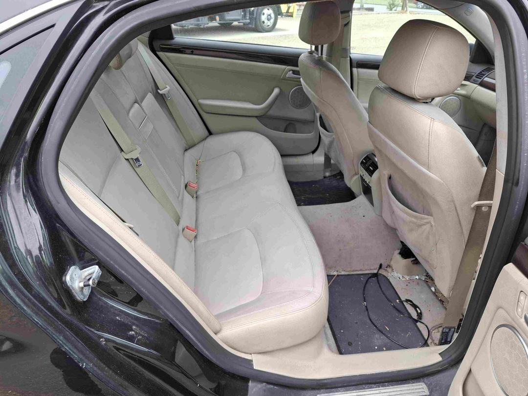 Photo '9' of Holden Statesman V6 Photo '9' of Holden Statesman V6