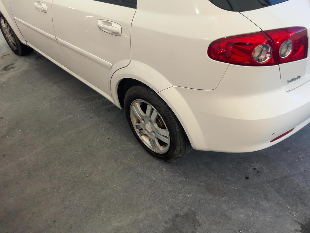 Photo '10' of Holden Viva Photo '10' of Holden Viva