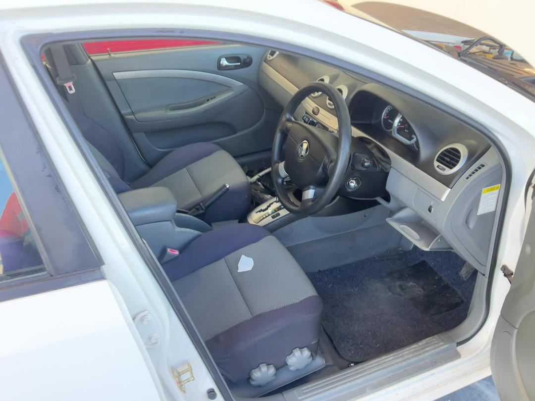 Photo '20' of Holden Viva Photo '20' of Holden Viva