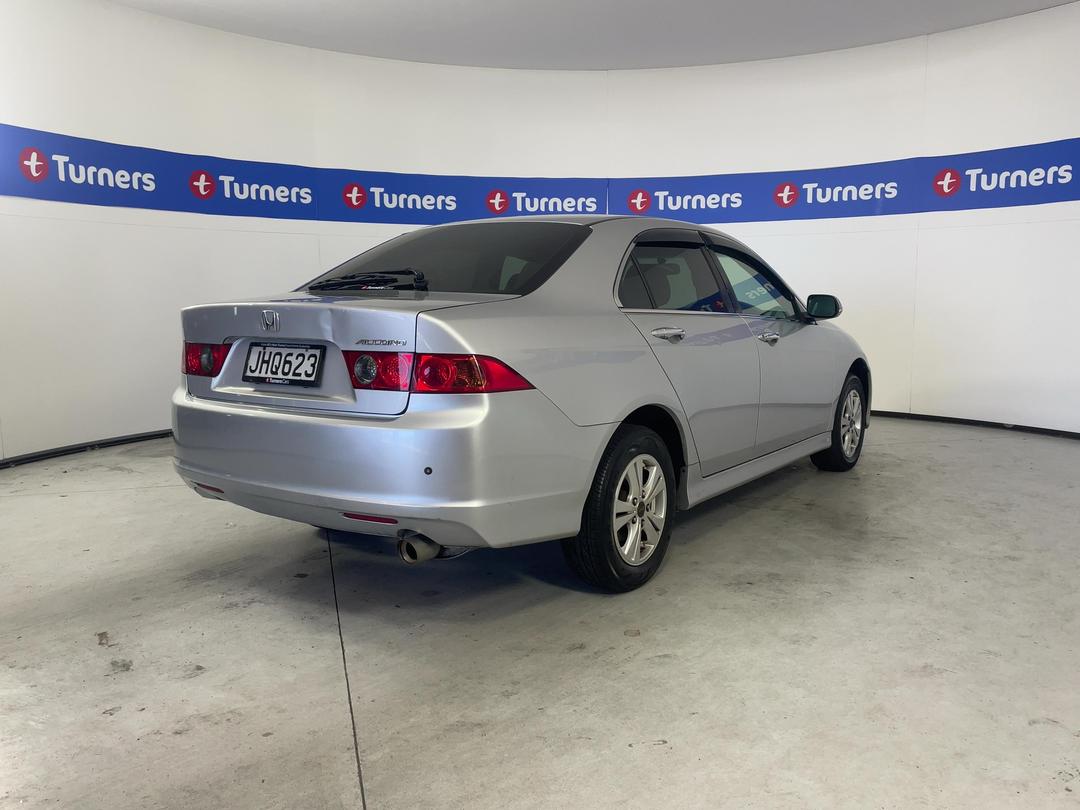 Photo '7' of Honda Accord