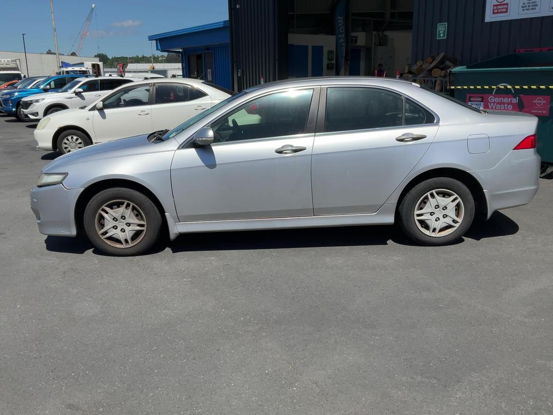 Photo '4' of Honda Accord Photo '4' of Honda Accord