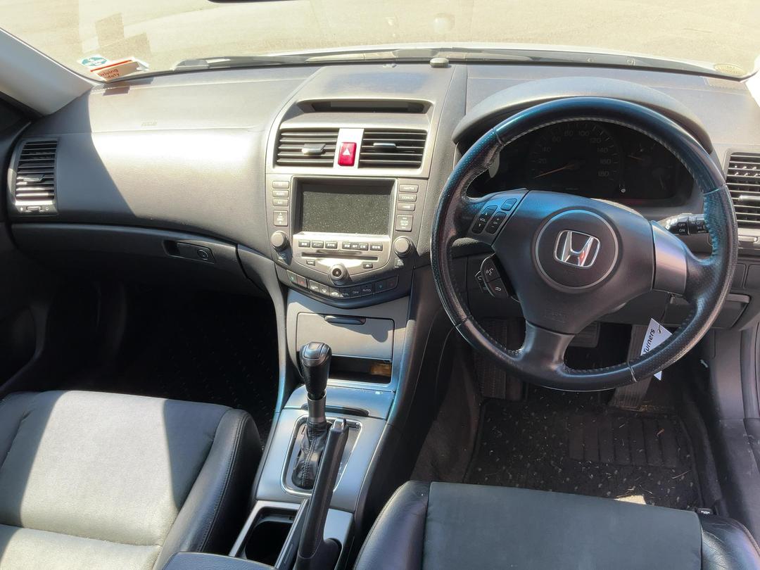 Photo '15' of Honda Accord Photo '15' of Honda Accord