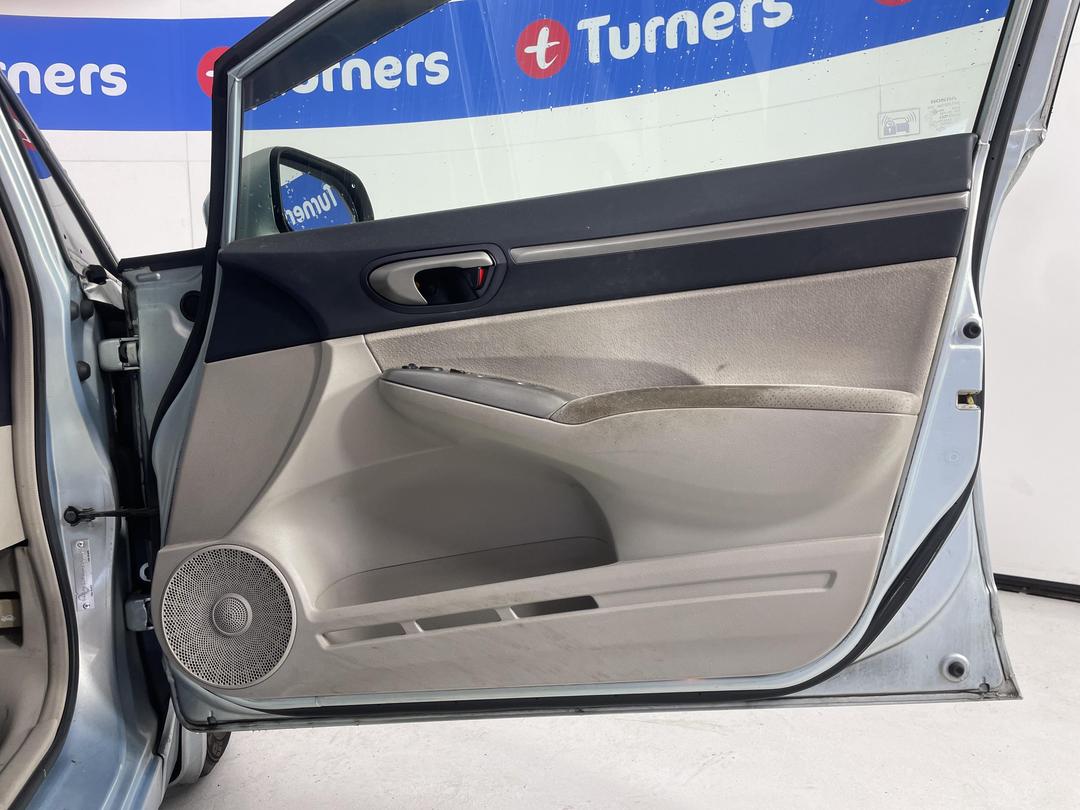 Photo '13' of Honda Civic Hybrid