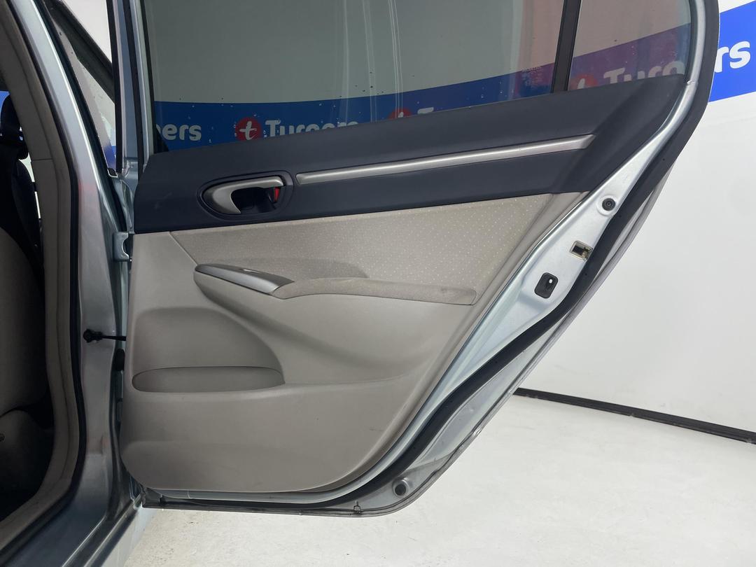 Photo '17' of Honda Civic Hybrid