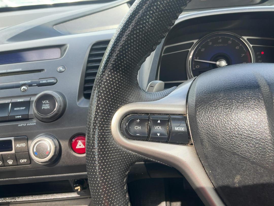 Photo '28' of Honda Civic
