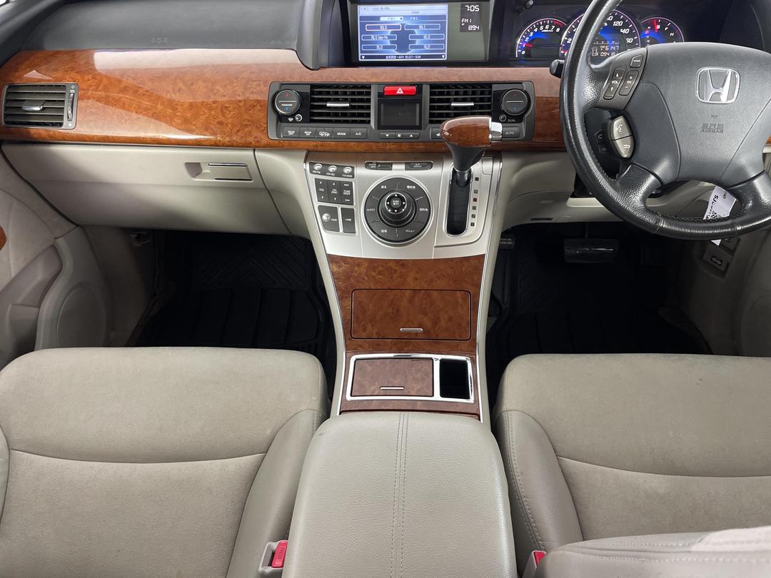 Photo '18' of Honda Elysion