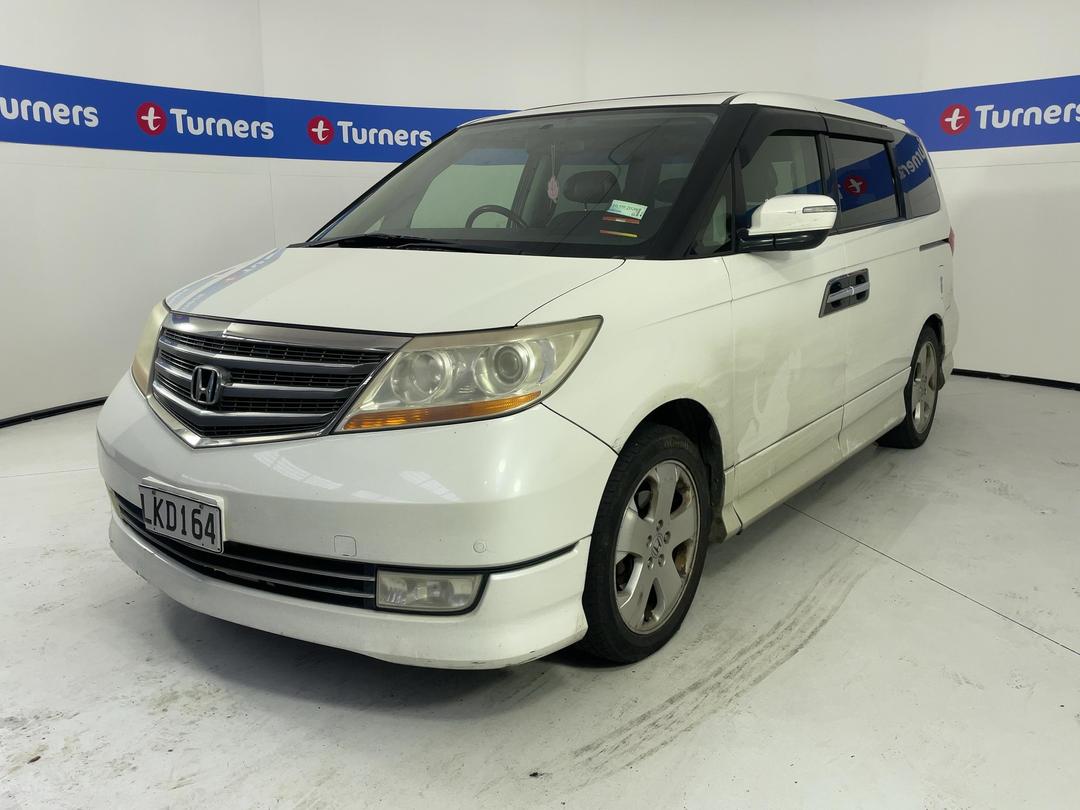 Photo '4' of Honda Elysion Prestige Photo '4' of Honda Elysion Prestige