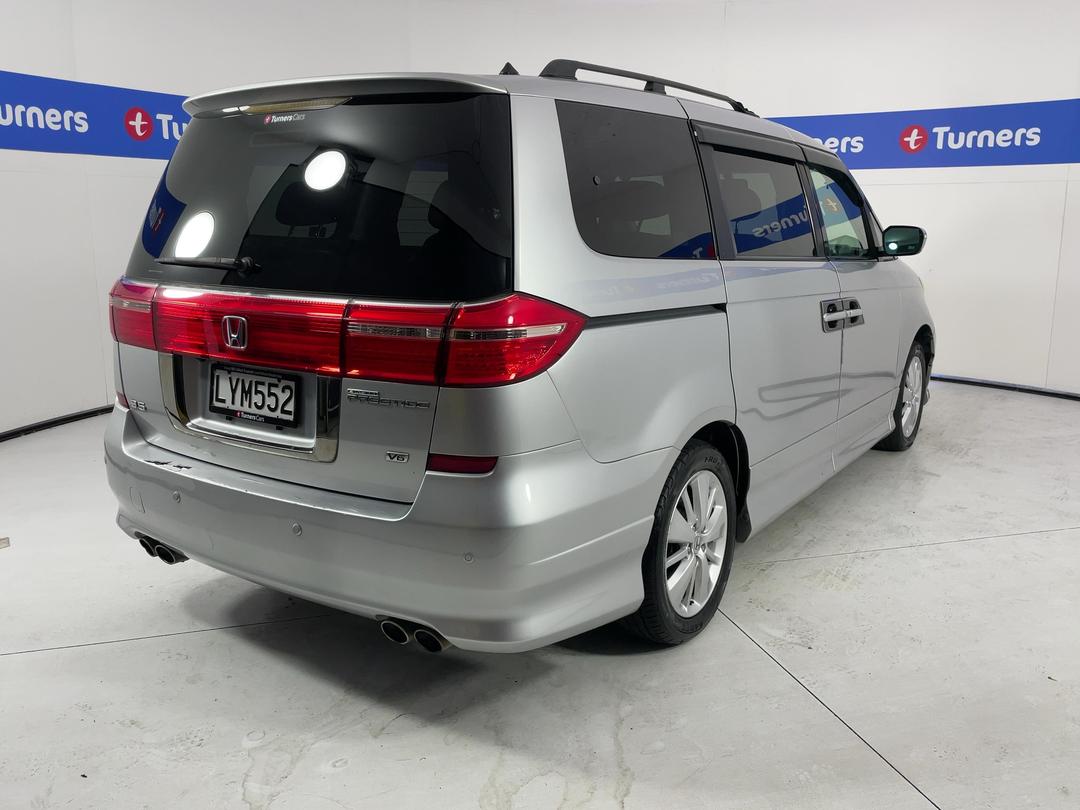 Photo '7' of Honda Elysion