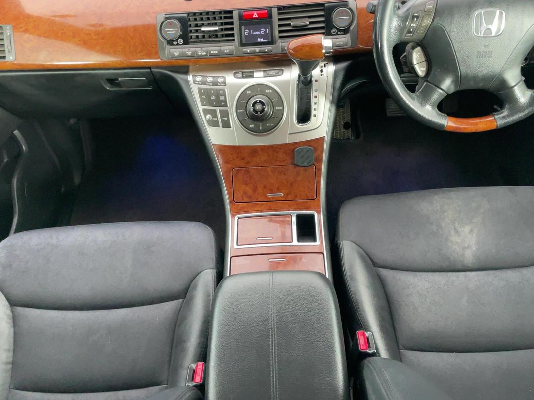 Photo '18' of Honda Elysion