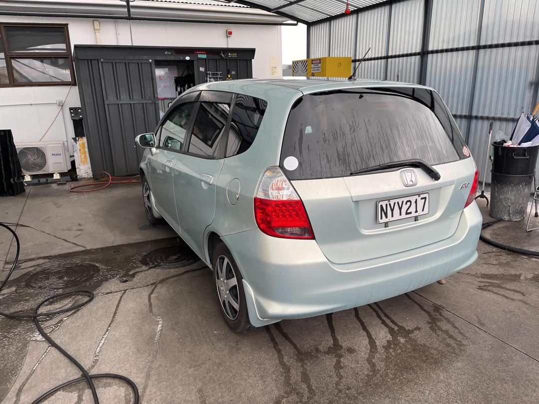 Photo '4' of Honda FIT